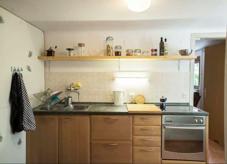Mediterranean Family Design Изола Экстерьер фото